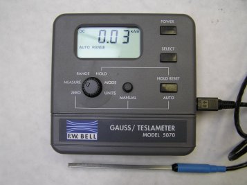 F.W.BELL 5070 Gauss Tesla meter