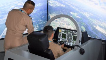Simulovaný taktický výcvik iráckých pilotů