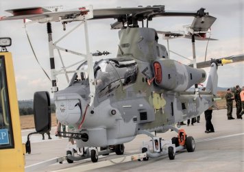 Bitevní vrtulník AH-1Z Viper